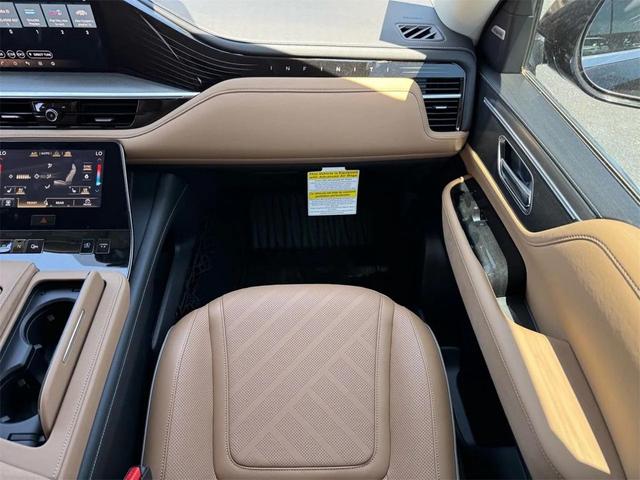 Photo of 2025 Black Obsidian INFINITI QX80