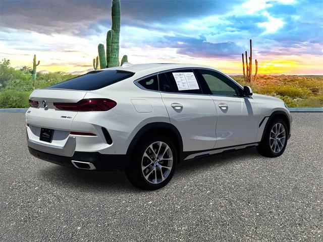 Photo of 2022 White Metallic BMW X6