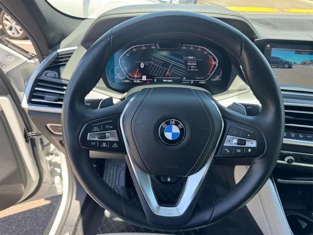 Photo of 2022 White Metallic BMW X6