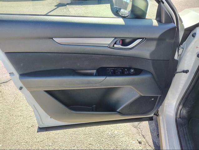 Photo of 2019 Snowflake White Pearl Mica Mazda CX-5
