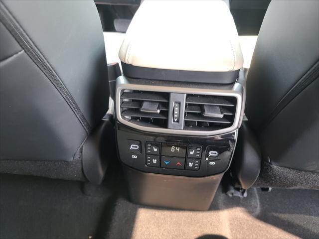 Photo of 2023 Iridium Lexus RX 350