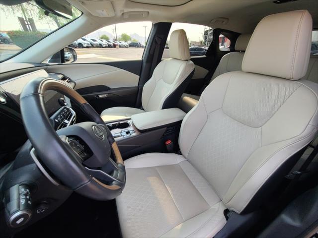 Photo of 2023 Iridium Lexus RX 350