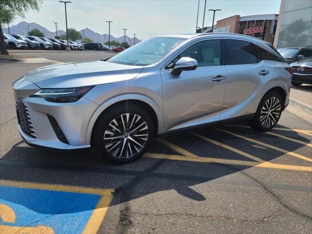 Photo of 2023 Iridium Lexus RX 350