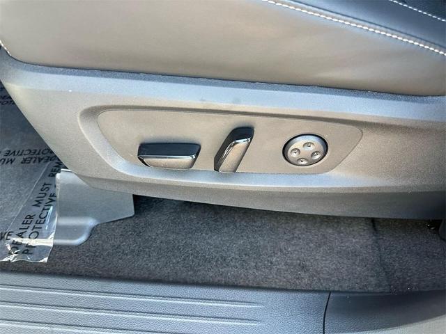 Photo of 2025 Harbor Gray Obsidian Black INFINITI QX60