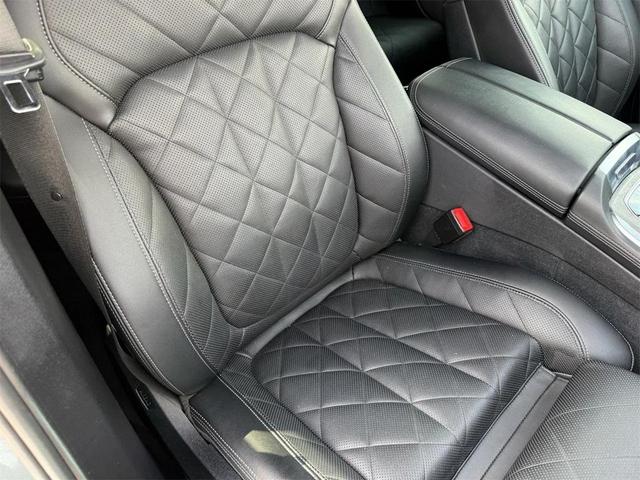 Photo of 2024 Gray BMW X5
