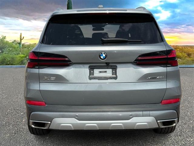 Photo of 2024 Gray BMW X5