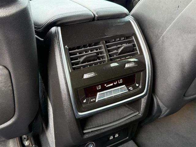 Photo of 2024 Gray BMW X5