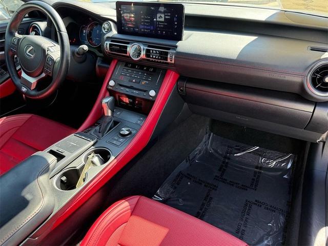 Photo of 2025 Ultra White Lexus RC 350