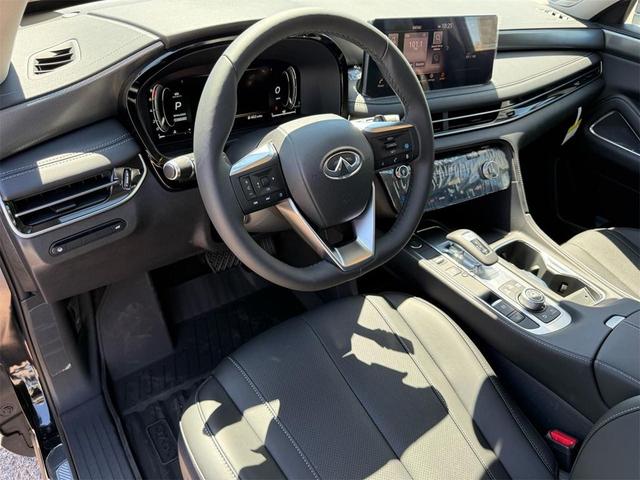 Photo of 2025 Mineral Black INFINITI QX60
