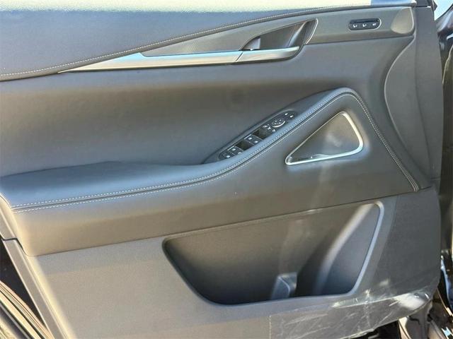 Photo of 2025 Mineral Black INFINITI QX60