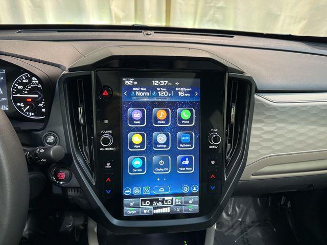 Photo of 2025 Magnetite Gray Metallic Subaru Forester