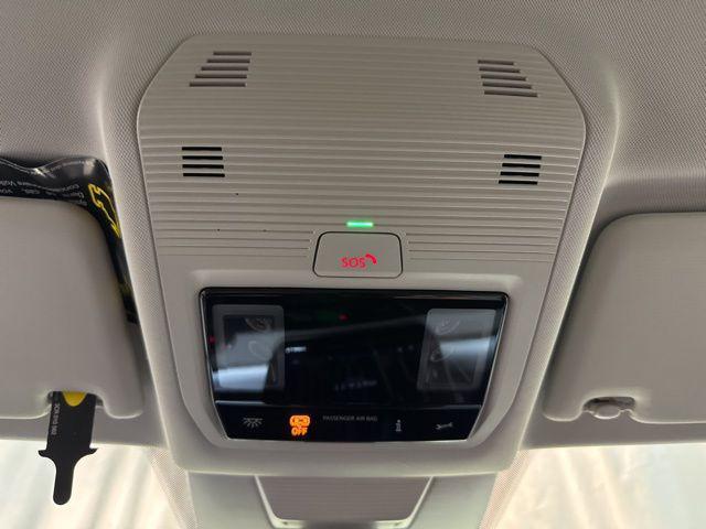 Photo of 2025 Pure White Volkswagen Tiguan