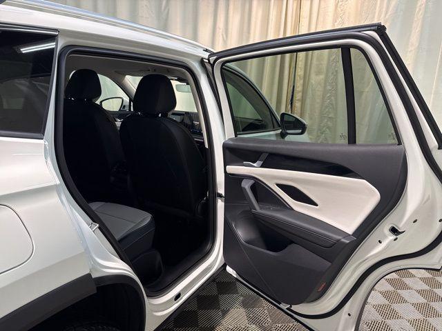Photo of 2025 Pure White Volkswagen Tiguan