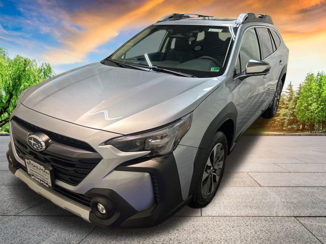 Photo of 2025 Ice Silver Metallic Subaru Outback