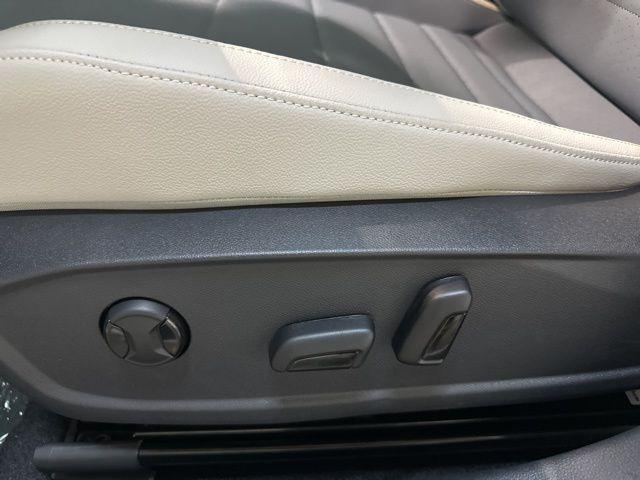 Photo of 2026 Opal White Pearl Volkswagen Jetta