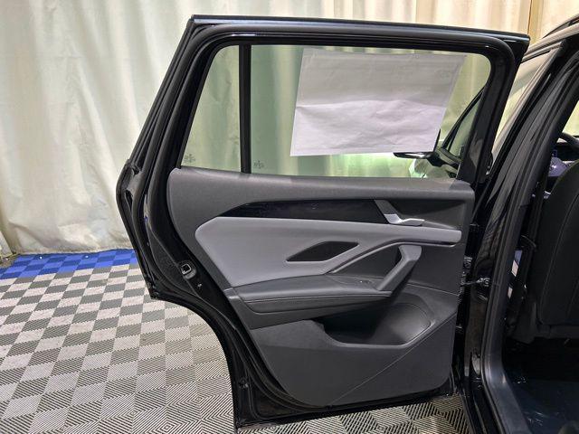 Photo of 2025 Deep Black Pearl Volkswagen Tiguan