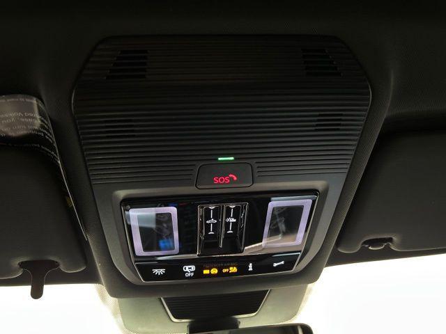 Photo of 2025 Deep Black Pearl Volkswagen Tiguan