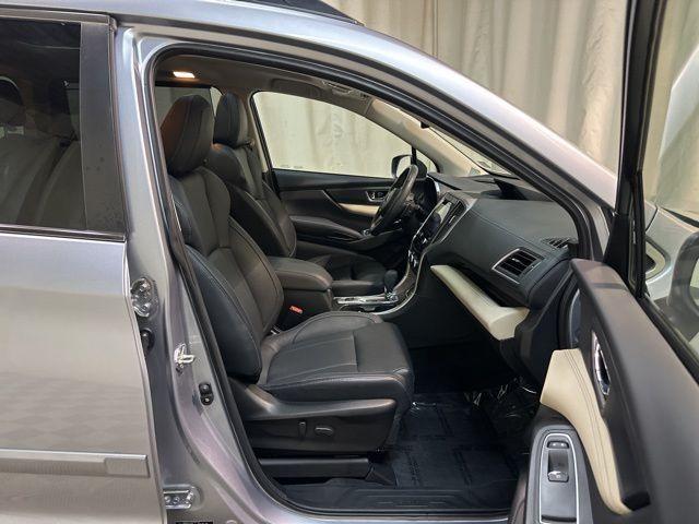 Photo of 2022 Ice Silver Metallic Subaru Ascent