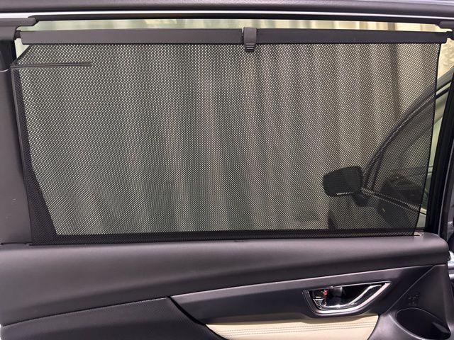 Photo of 2022 Ice Silver Metallic Subaru Ascent