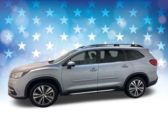 Photo of 2022 Ice Silver Metallic Subaru Ascent