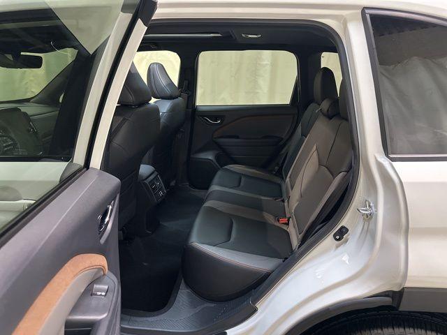 Photo of 2025 Crystal White Pearl Subaru Forester