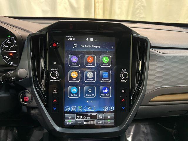 Photo of 2025 Crystal White Pearl Subaru Forester