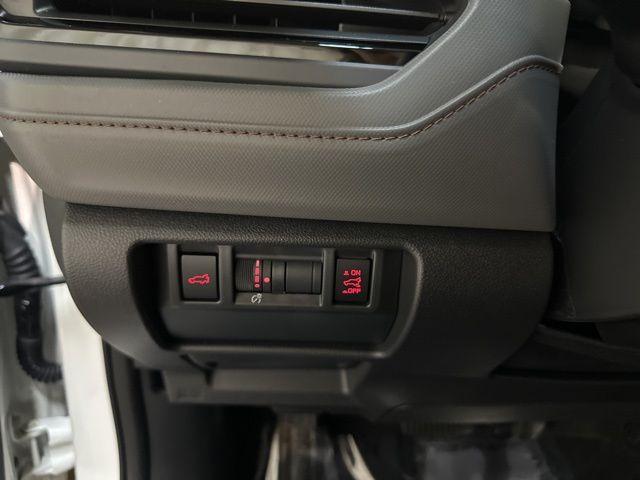 Photo of 2025 Crystal White Pearl Subaru Forester
