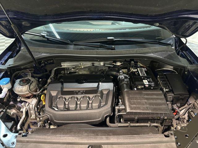 Photo of 2021 Atlantic Blue Metallic Volkswagen Tiguan