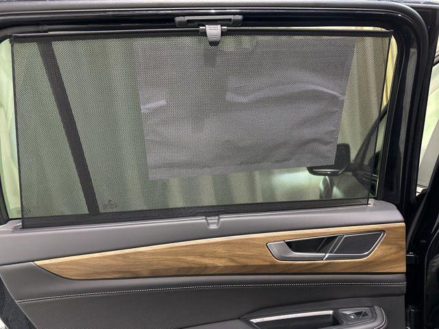 Photo of 2025 Deep Black Pearl Volkswagen Atlas