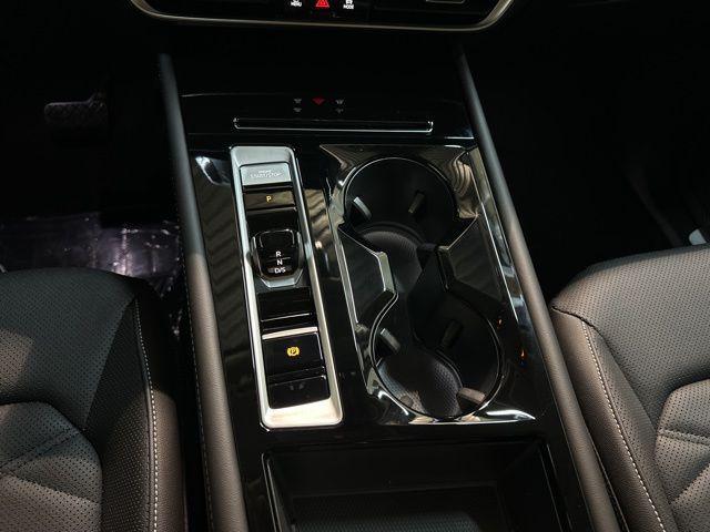 Photo of 2025 Deep Black Pearl Volkswagen Atlas