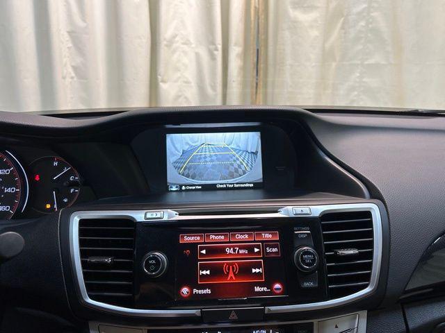 Photo of 2015 White Orchid Pearl Honda Accord