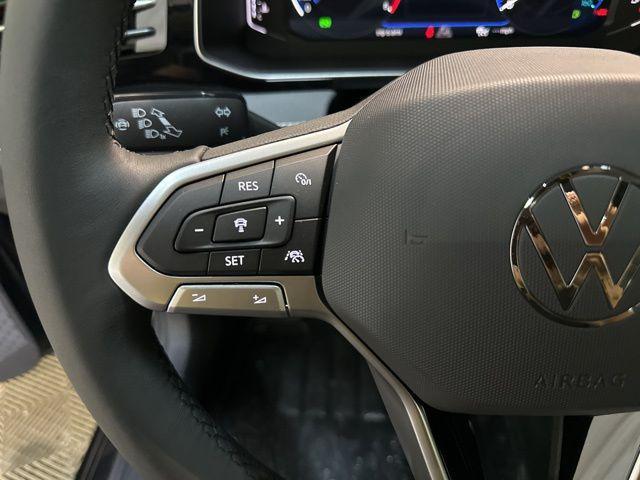 Photo of 2026 Deep Black Pearl Effect Volkswagen Jetta