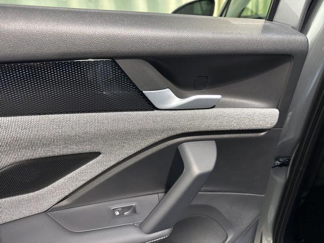 Photo of 2025 Pyrite Silver Metallic Volkswagen Tiguan