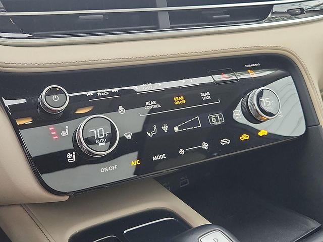 Photo of 2023 Graphite Shadow INFINITI QX60