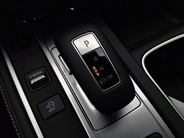 Photo of 2026 Radiant White INFINITI QX60