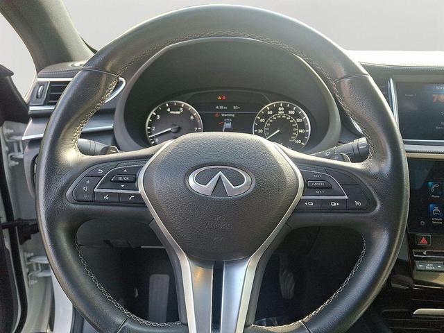 Photo of 2022 Majestic White INFINITI QX55