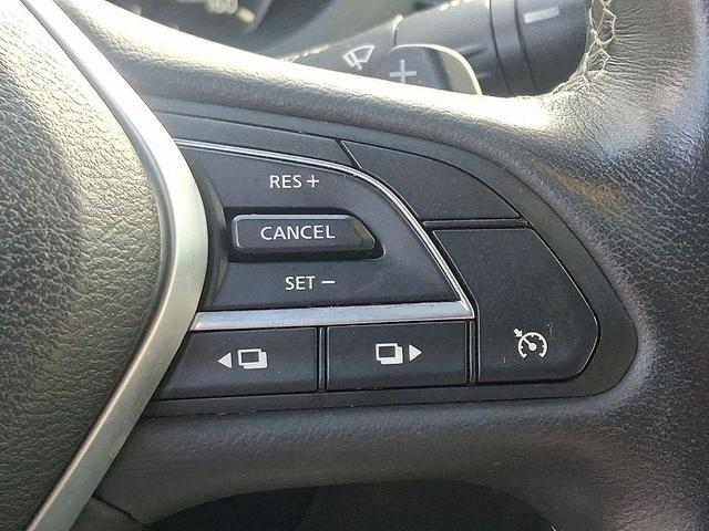 Photo of 2022 Majestic White INFINITI QX55