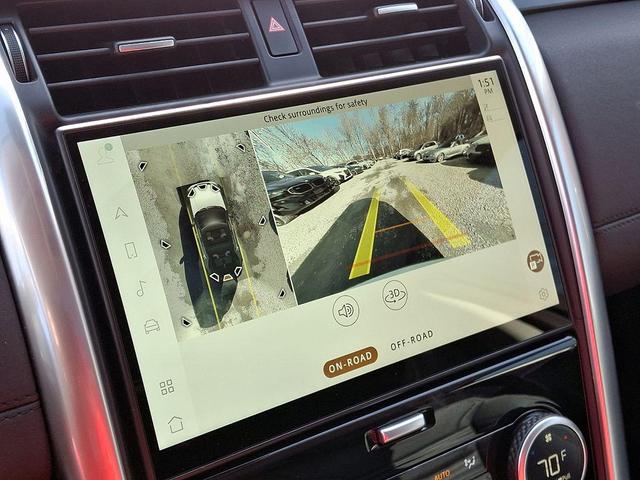 Photo of 2024 Fuji White Land Rover Discovery