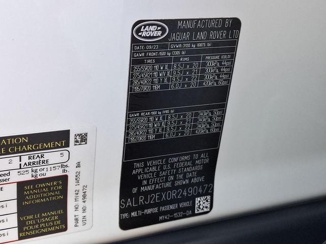 Photo of 2024 Fuji White Land Rover Discovery