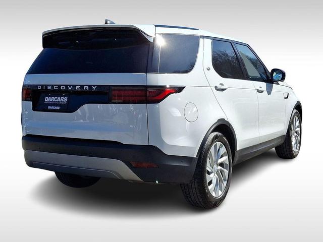 Photo of 2024 Fuji White Land Rover Discovery