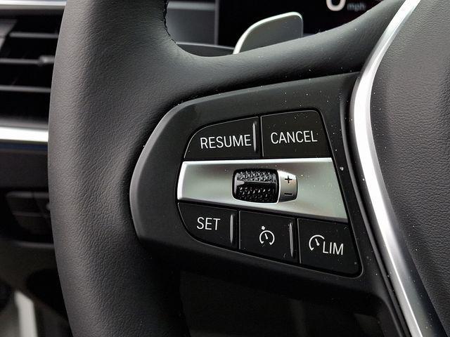 Photo of 2024 Alpine White BMW 330