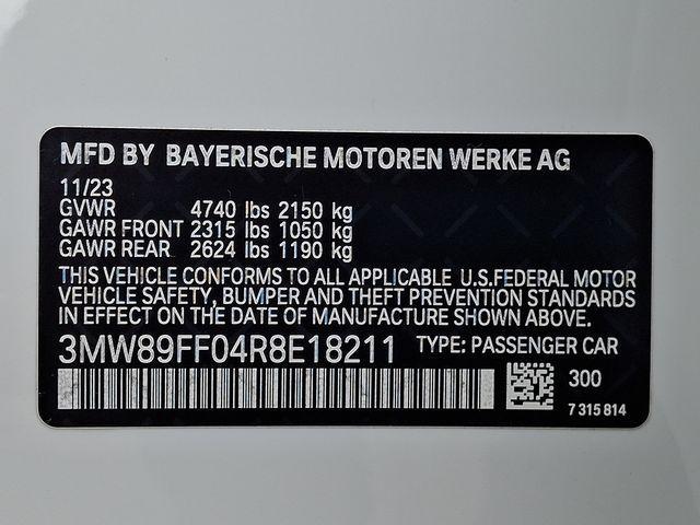 Photo of 2024 Alpine White BMW 330