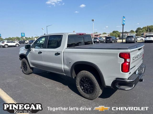Photo of 2024 EXTERIOR BARB WIRE MET 1 633D Chevrolet Silverado 1500