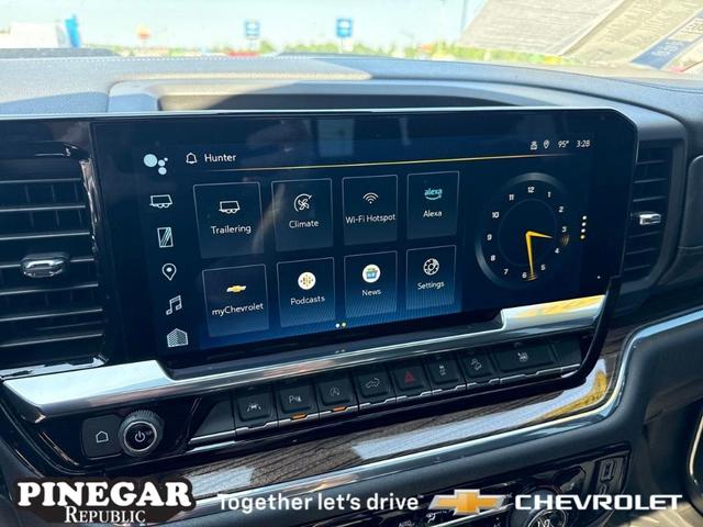 Photo of 2024 Glacier Blue Metallic Chevrolet Silverado 1500