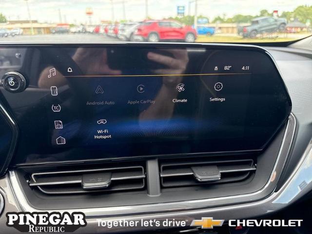 Photo of 2025 Mosaic Black Metallic Chevrolet Trax