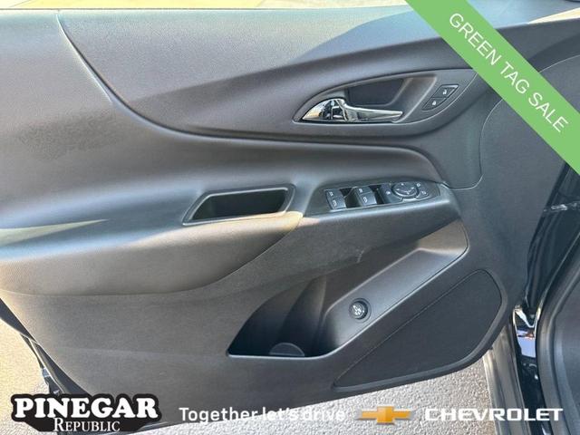 Photo of 2024 Mosaic Black Metallic Chevrolet Equinox