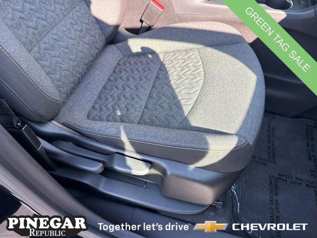 Photo of 2024 Mosaic Black Metallic Chevrolet Equinox