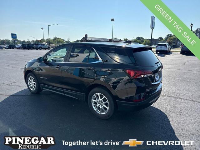 Photo of 2024 Mosaic Black Metallic Chevrolet Equinox