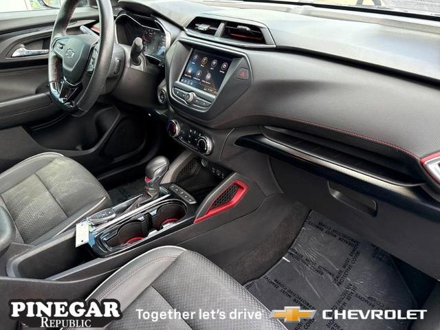 Photo of 2022 Mosaic Black Metallic Chevrolet Trailblazer