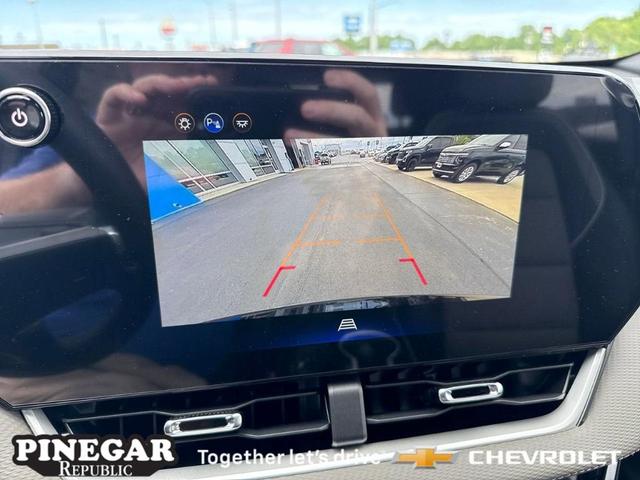 Photo of 2026 Mosaic Black Metallic Chevrolet Equinox